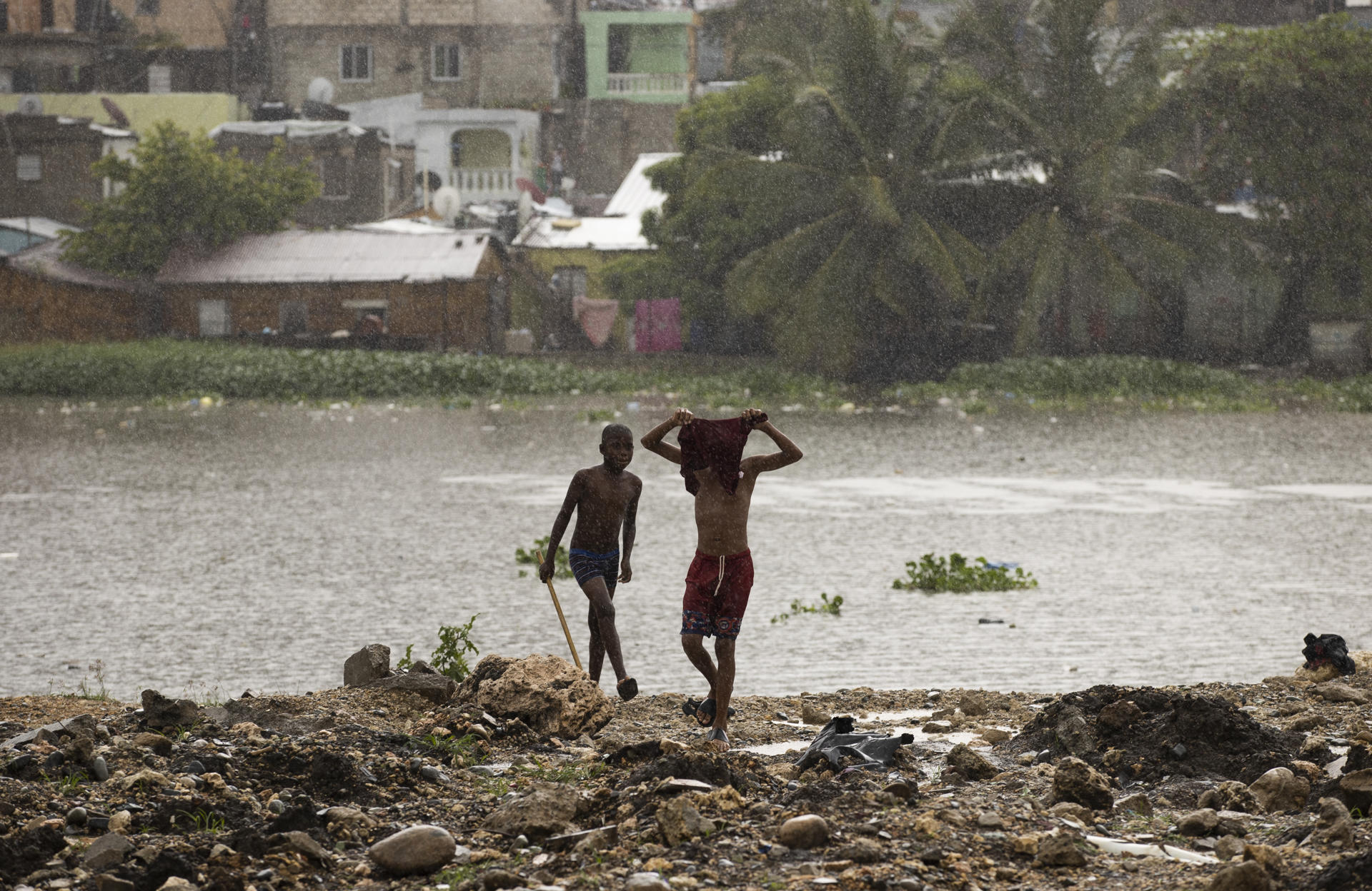 La tormenta tropical Franklin toca tierra en el sur de República Dominicana