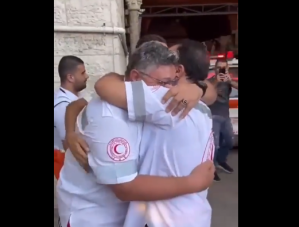 Sube a cinco la cifra de miembros de la Cruz Roja muertos tras terrible ataque a una ambulancia en Gaza (VIDEO)