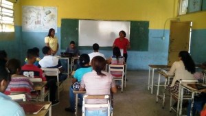 Repairs of Venezuela’s schools, a task that chavismo left to parents and representatives