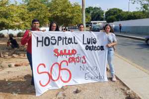 Young human rights defenders demand improvements in the Margarita Central Hospital