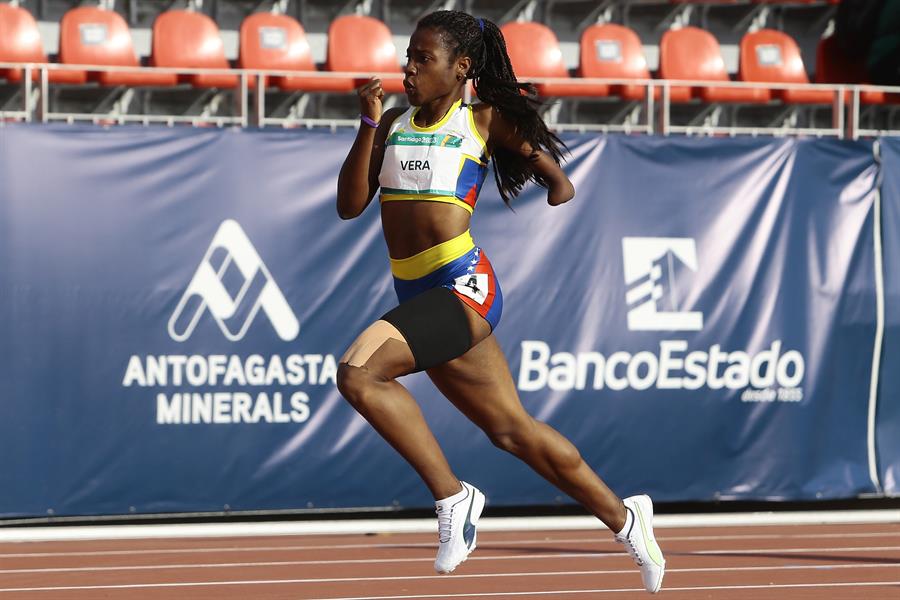 Venezolana Lisbeli Vera superó el “bullying” para convertirse en joven madre y medallista de oro