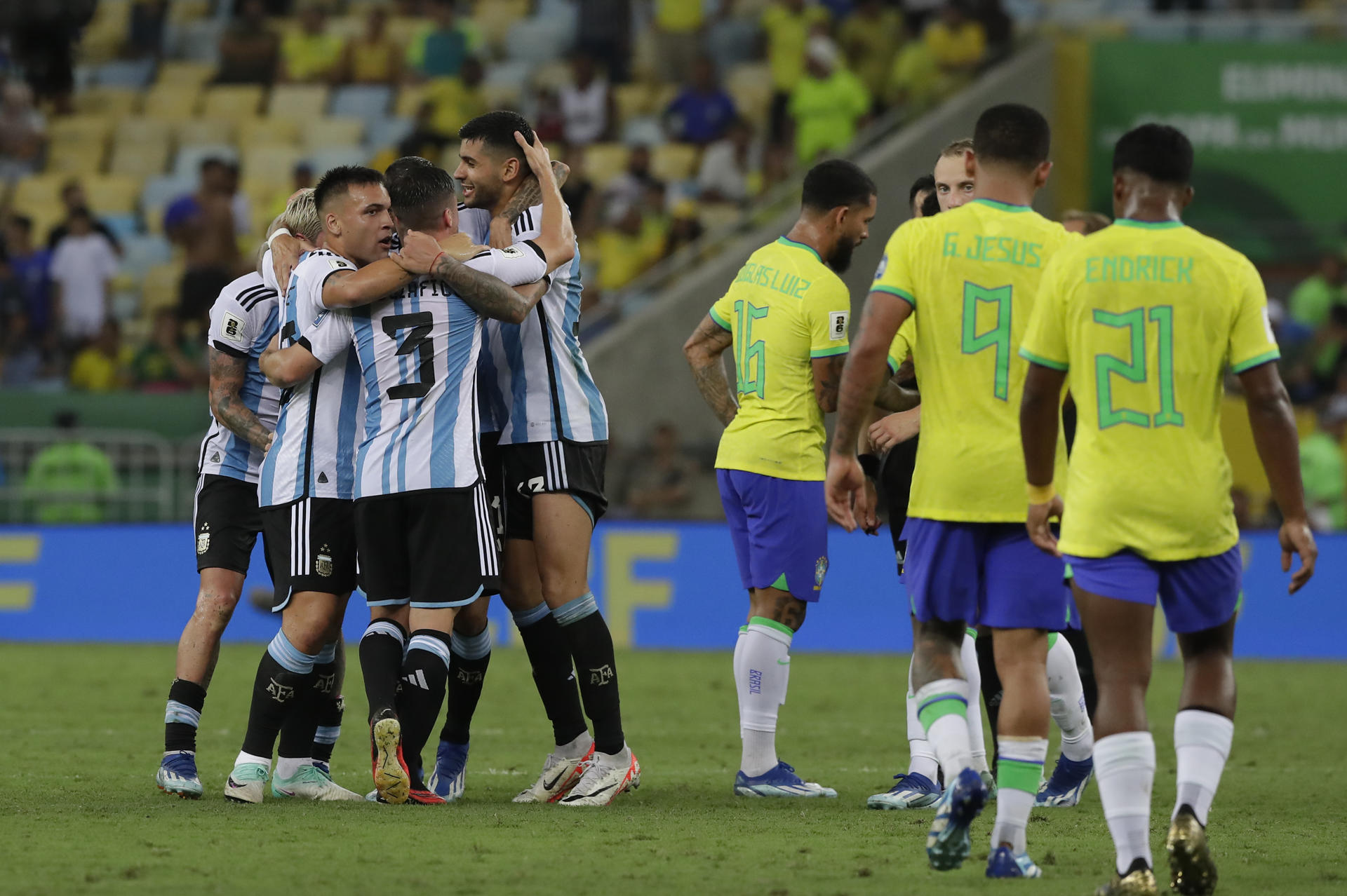 Argentina ganó el clásico a una Brasil que está en crisis