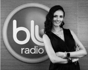 Tragedia en Colombia: locutora en Blu Radio murió luego de que le cayera encima una pantalla gigante