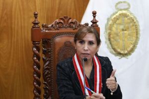 Fiscal general de Perú no acudió a declarar al Congreso tras las acusaciones que pesan en su contra