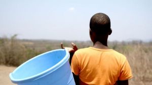 “Me vendieron por nueve dólares cuando tenía 12 años”: la cruda realidad de las niñas en Malawi
