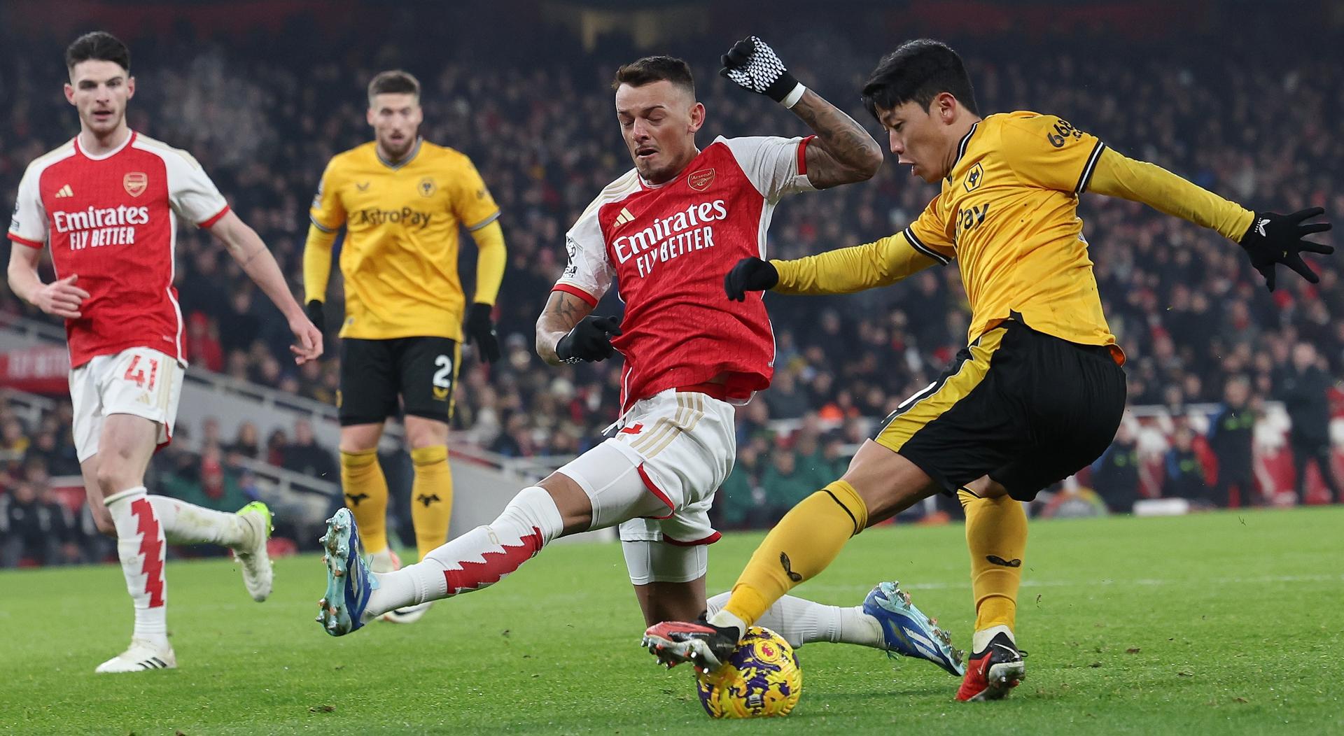 Arsenal reforzó su liderato en la Premier tras vencer al Wolverhampton