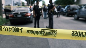 Terror en Nueva York: mujer se despertó con un ladrón en su cama que tenía “motivos sexuales”