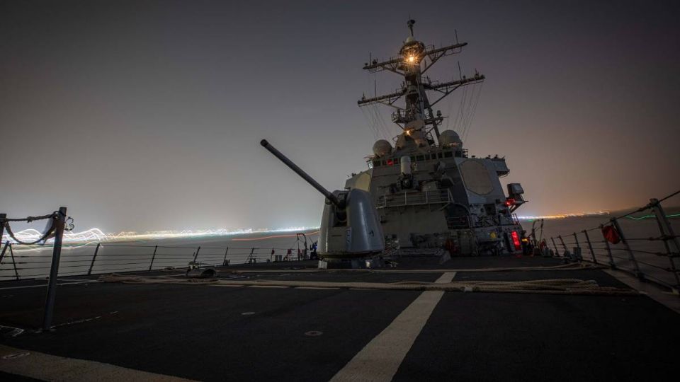 ¿Quiénes son los hutíes, grupo que amenaza a los barcos en el mar Rojo?