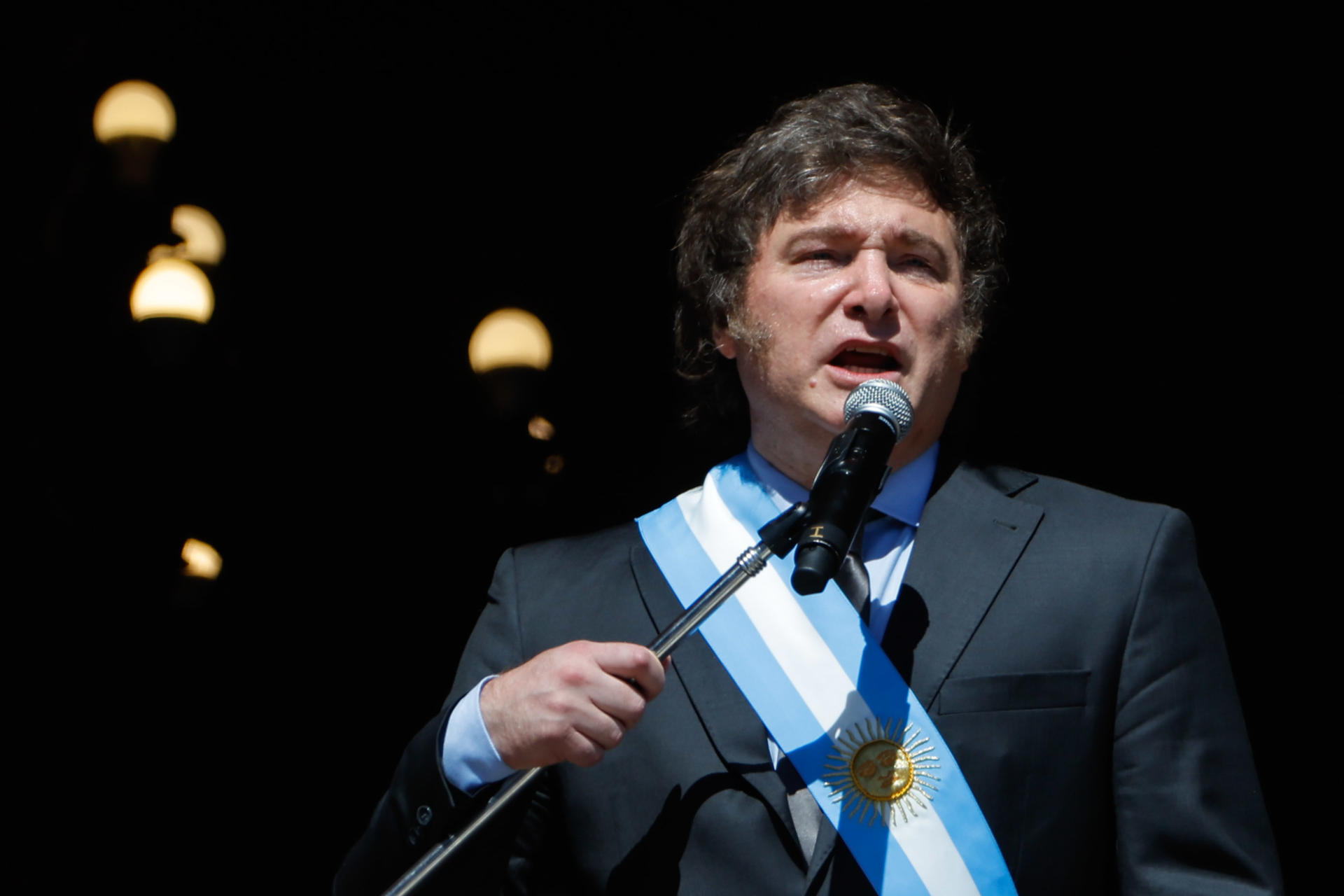 Milei tildó de “corruptos y sádicos” a los críticos de su reforma estatal en Argentina