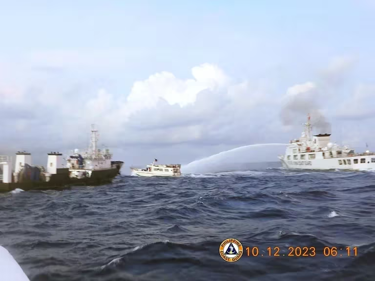 EEUU, Japón y Filipinas manifestaron su preocupación por la conducta peligrosa de China en el mar Meridional