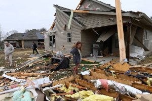 Tornado en Tennessee: el drama de una madre y su hijo que murieron abrazados en medio de la catástrofe