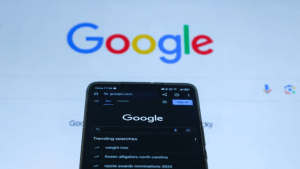 La multa millonaria que impuso Francia a Google por incumplir acuerdo con medios de comunicación