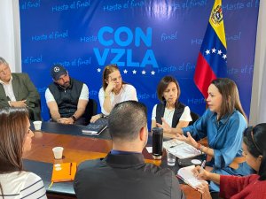 María Corina Machado sostuvo encuentro de trabajo con miembros del Frente Amplio Venezuela Libre