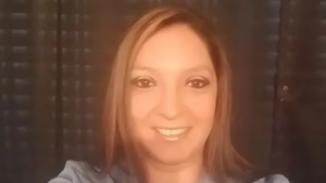 Quién era Lisa López, la locutora latina que murió en el tiroteo durante festejo de los Kansas City Chiefs por el Super Bowl
