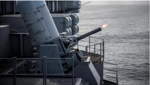 Cómo la Armada de EEUU evitó que un misil impactara contra uno de sus buques en el mar Rojo