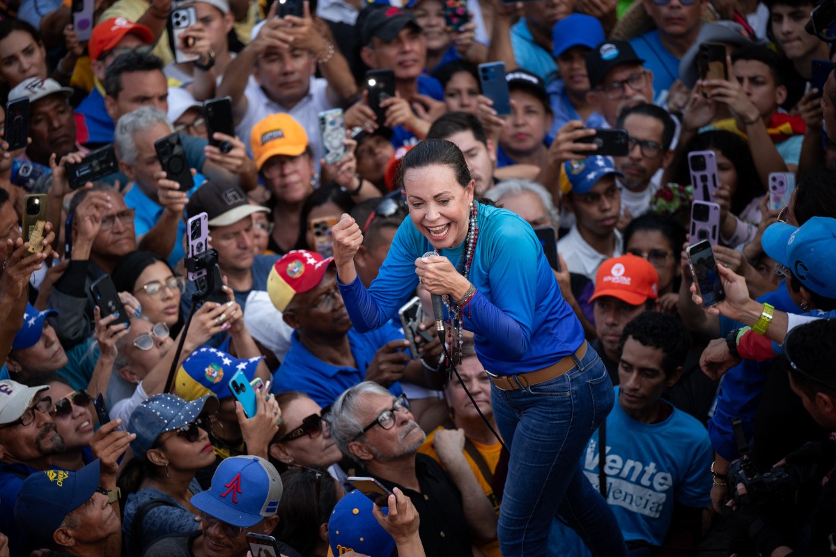 Expresidentes y líderes fijan posición sobre la persecución contra integrantes del comando de campaña de María Corina Machado