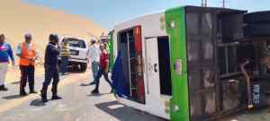 Choque entre autobús y camioneta en los Médanos de Coro dejó nueve heridos