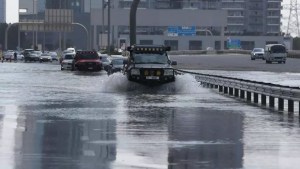 Aeropuerto de Dubái anuncia vuelta a la normalidad tras perturbaciones por fuertes lluvias