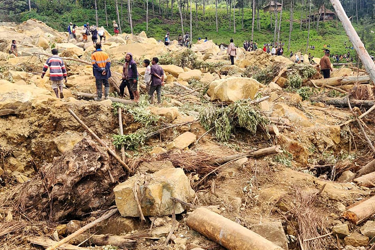 Papúa Nueva Guinea reporta más de dos mil personas sepultadas en deslizamiento de tierra