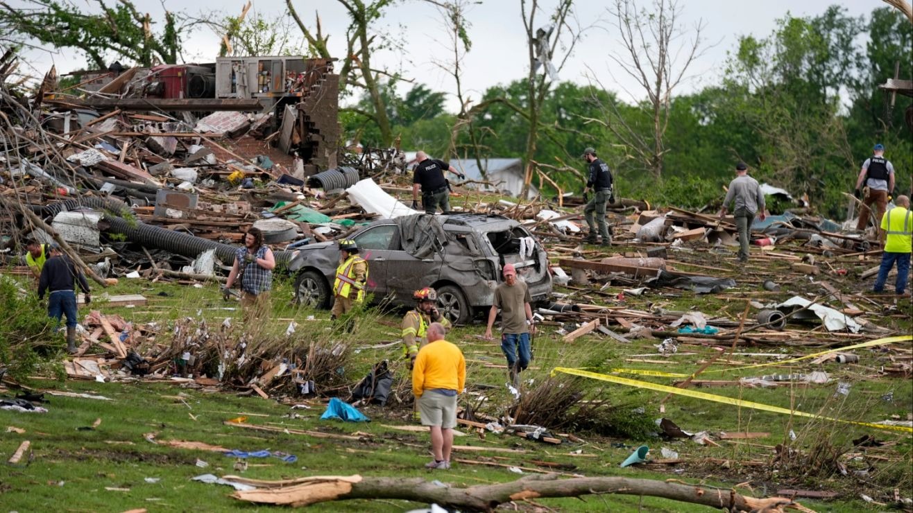 Gobernadora emitió proclamación de desastre en Iowa tras el azote de tornado que dejó varios muertos
