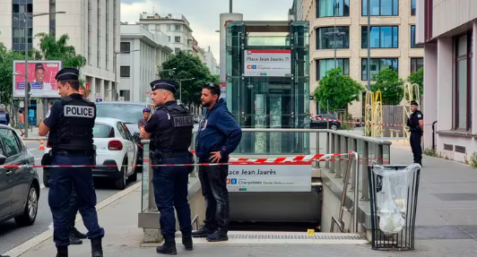 Alerta en Francia: un hombre hirió a tres personas con un cuchillo en el metro de Lyon