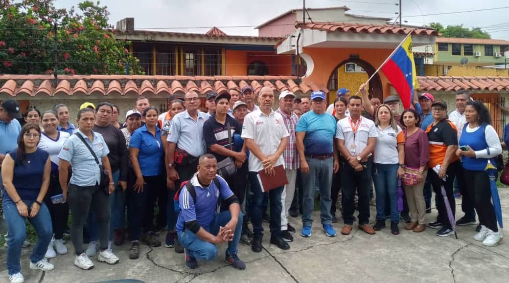 Venezuelan university students from Barinas State went to the Labor Inspectorate: They aspire a minimum salary of 200 dollars