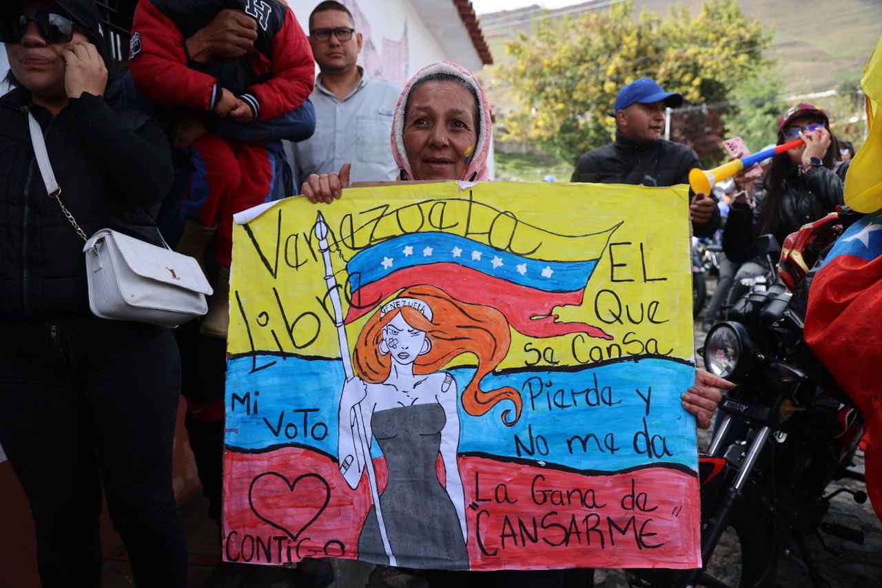 “Salva nuestra patria”, merideños expresaron en cientos de pancartas su respaldo a María Corina Machado (Fotos)