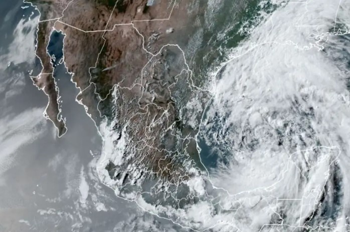 El ciclón tropical “Uno” aumenta su velocidad de desplazamiento por el Golfo de México